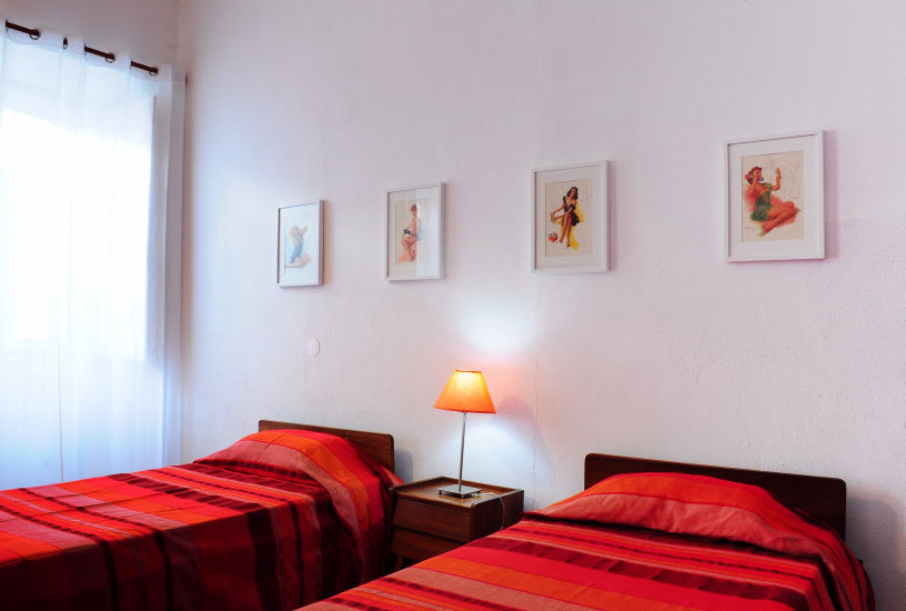 Casa da Avó Nina Fuseta - Quarto Laranja